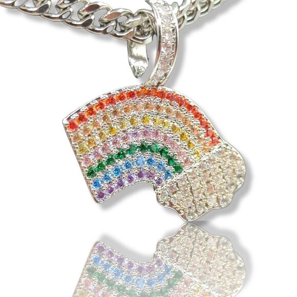 30" x 5mm Cuban Chain - 14 White Gold Finish Rainbow Cloud. - Picture 3 of 10